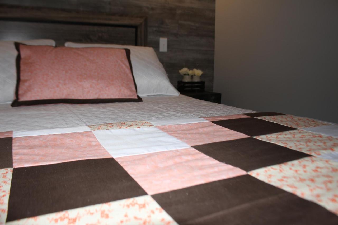 Raleigh Rooms & Taylor'S Crafts Buitenkant foto