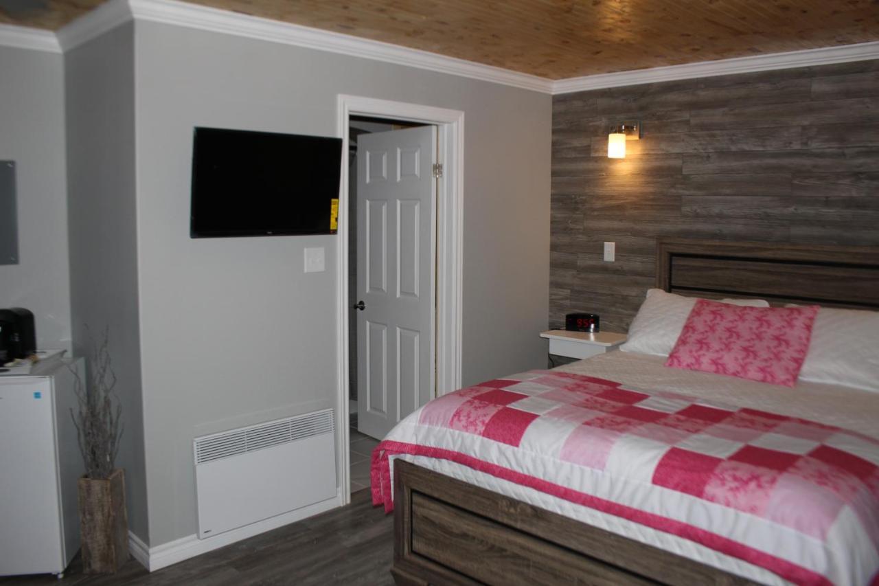 Raleigh Rooms & Taylor'S Crafts Buitenkant foto